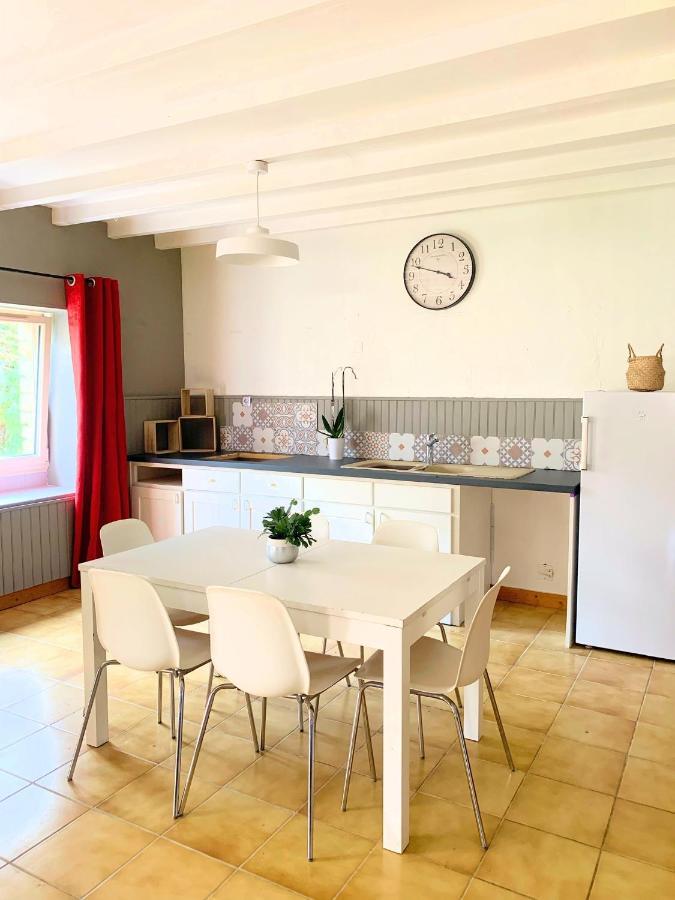 Logement De Charme Calme Assure Rieux  Exterior photo
